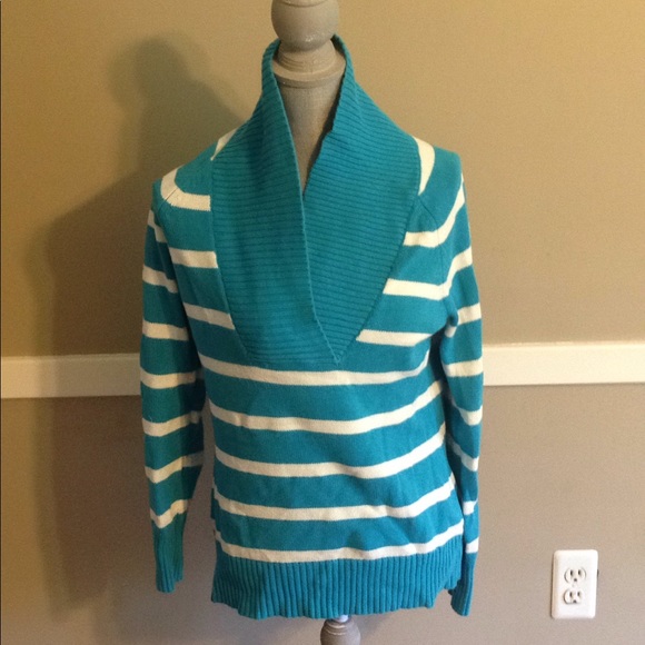 Merona Sweaters - Great blue and white sweater!
